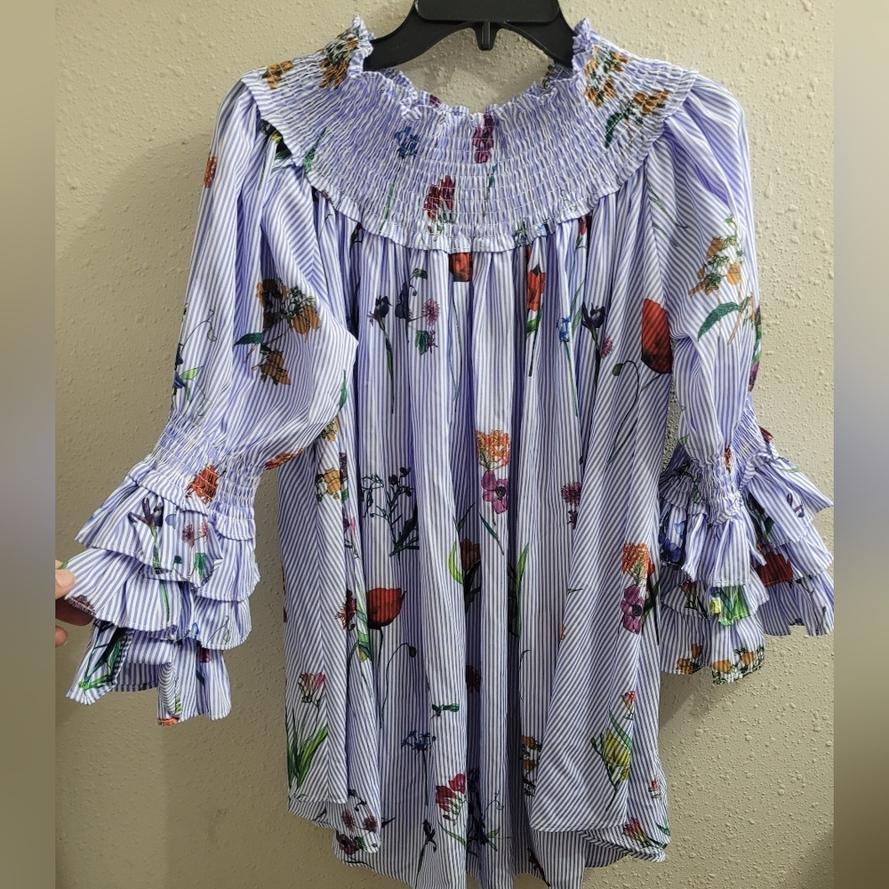 Gracia Striped Floral Print Cuffs Shirring Midi Dress in Blue, Sz M